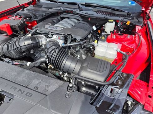 Used 2025 Ford Mustang GT Premium RWD image 27