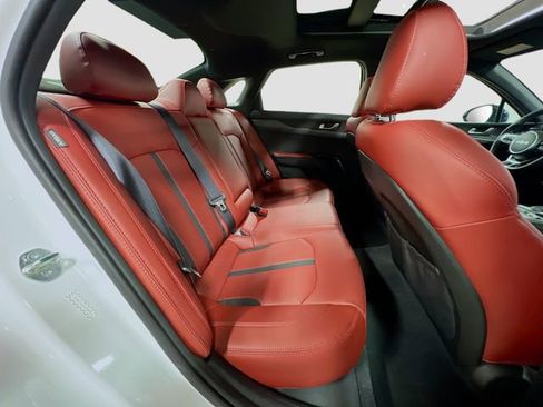 Certified 2024 Kia K5 GT-Line image 27