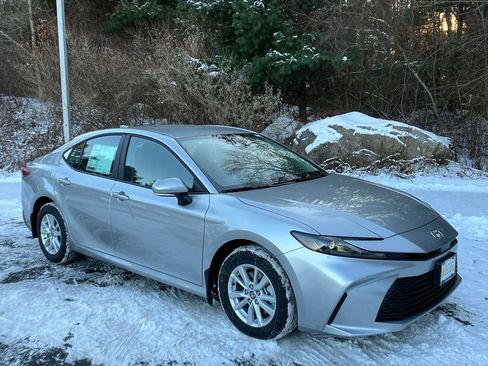 New 2026 Toyota Camry LE w/ Convenience Package image 7