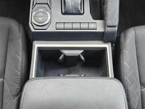 Used 2024 Toyota Tacoma SR5 RWD image 12