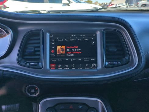 Used 2022 Dodge Challenger R/T Scat Pack w/ Dynamics Package image 25