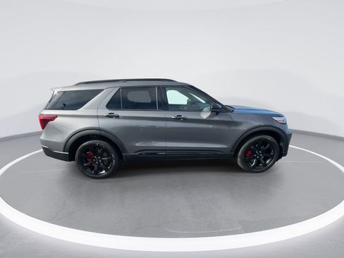 Used 2023 Ford Explorer ST w/ Equipment Group 401A image 9