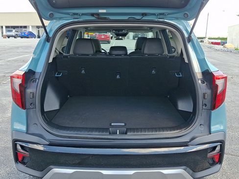 Used 2024 Kia Seltos EX AWD/4WD image 29