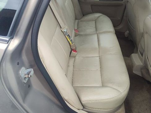 Used 2006 Chevrolet Impala LTZ FWD image 15