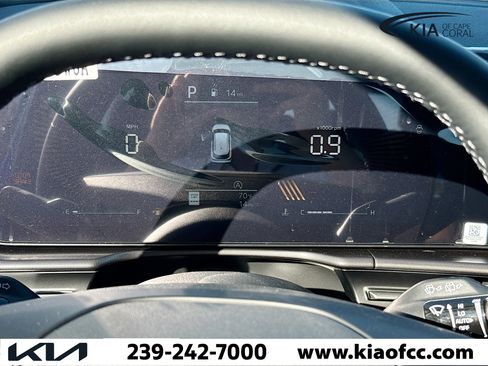 New 2026 Kia Sportage EX w/ EX Panorama Roof Package image 39