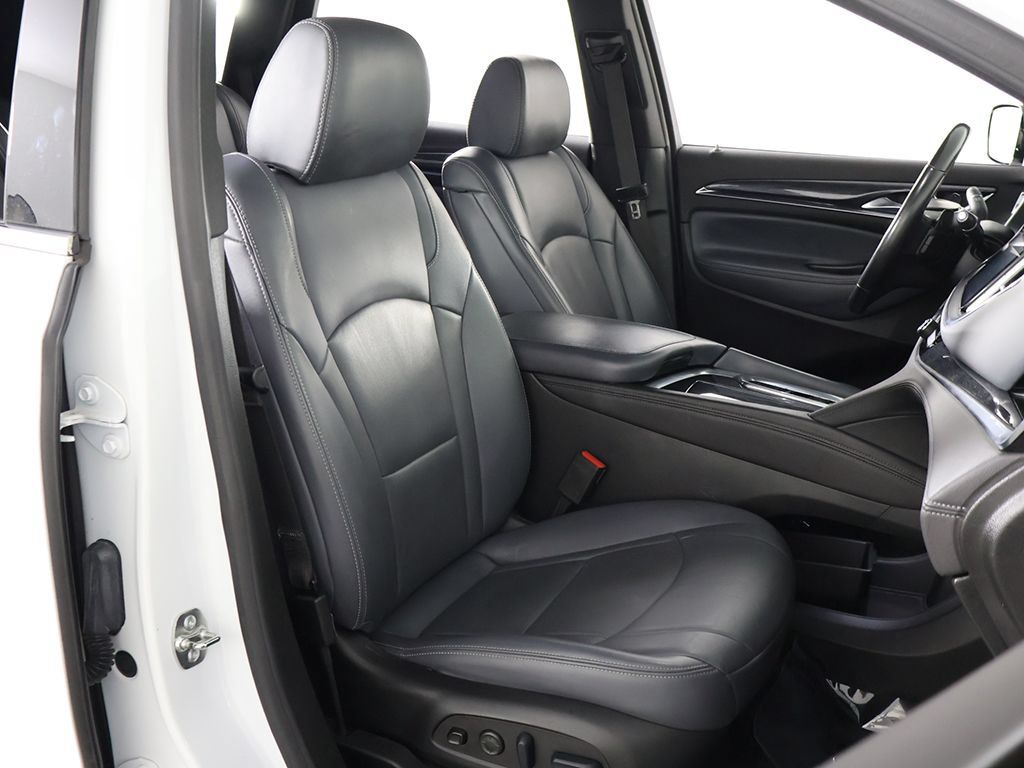 Used 2024 Buick Enclave Premium FWD image 33