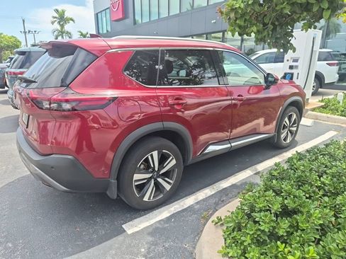 Certified 2023 Nissan Rogue SL w/ SL Premium Package FWD image 3