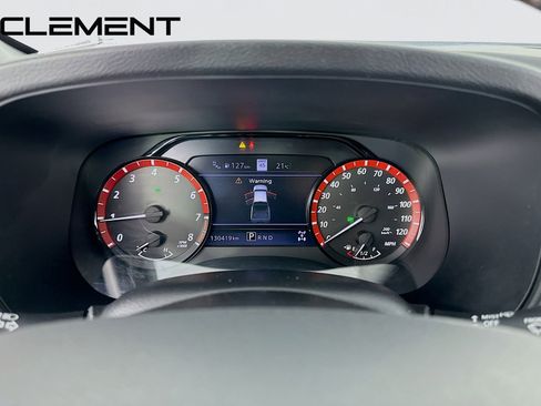 Used 2022 Nissan Frontier PRO-4X AWD/4WD image 18
