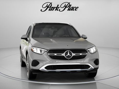 Used 2026 Mercedes-Benz GLC 300 4MATIC image 35