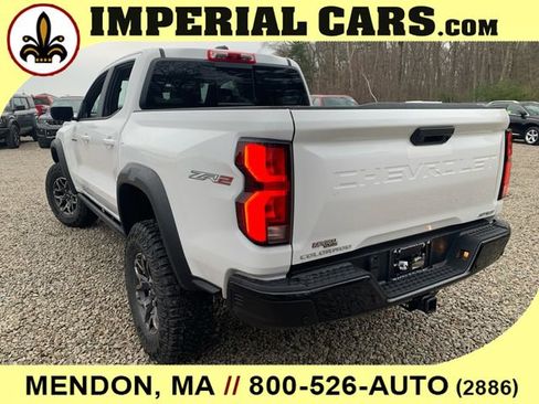 New 2026 Chevrolet Colorado ZR2 w/ Technology Package AWD/4WD image 9