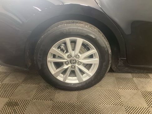 Used 2025 Toyota Camry LE image 18