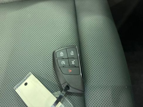 Used 2026 GMC Terrain AT4 w/ Convenience Package III AWD/4WD image 31