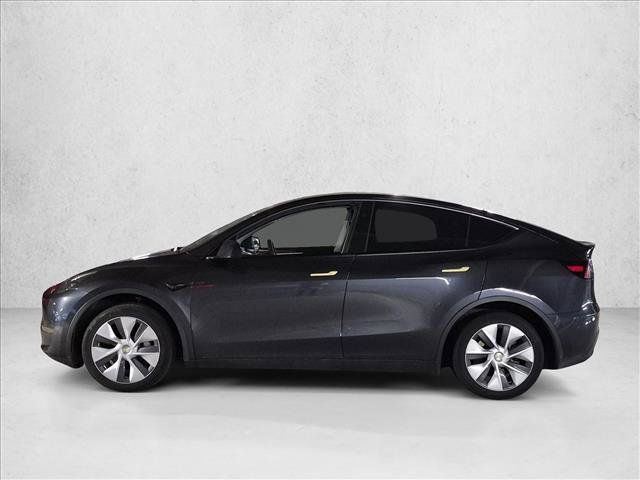 Used 2024 Tesla Model Y Long Range RWD image 8