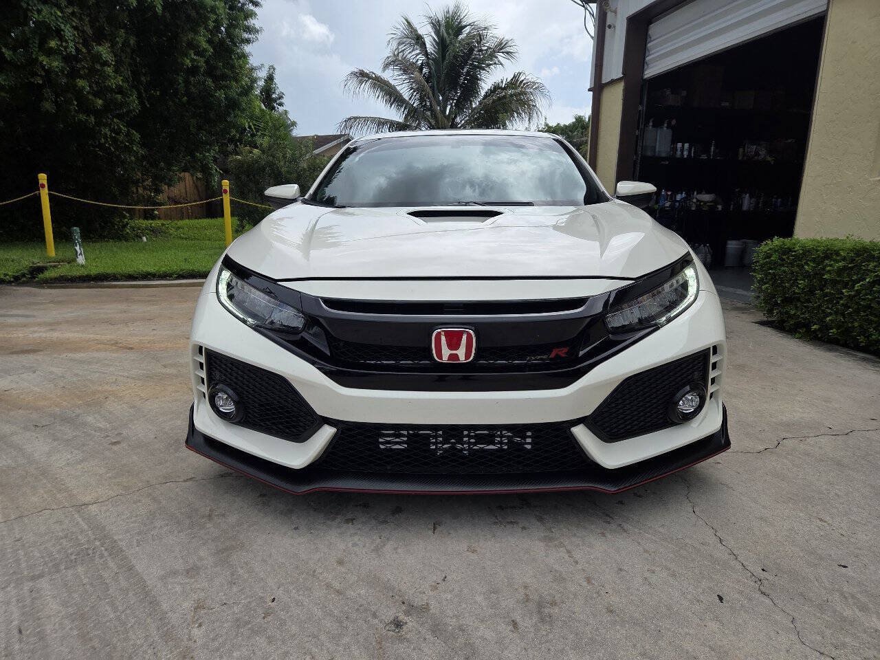 Used 2019 Honda Civic Type R image 2