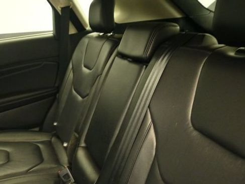 Certified 2019 Ford Edge Titanium w/ Cold Weather Package AWD/4WD image 11
