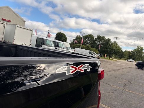 Used 2023 Chevrolet Silverado 1500 LT w/ All Star Edition Plus AWD/4WD image 14
