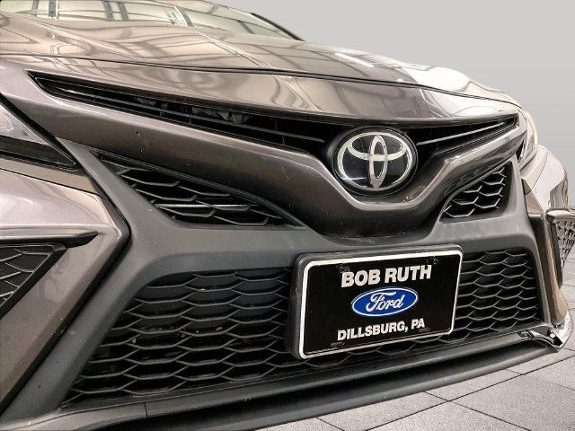 Used 2022 Toyota Camry SE FWD image 29