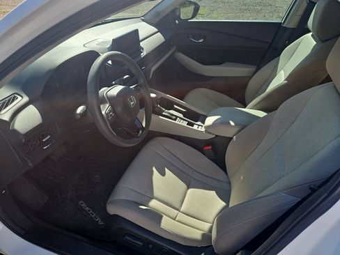 Used 2025 Honda Accord SE image 13