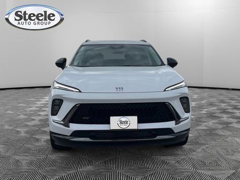 Used 2025 Buick Envision Sport Touring image 8