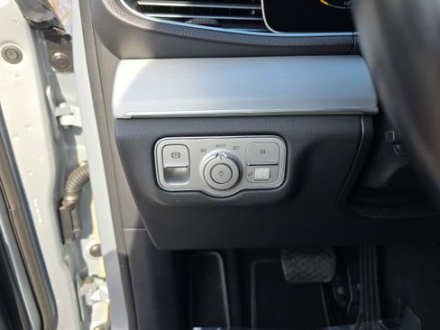 Used 2024 Mercedes-Benz GLE 450e 4MATIC image 35