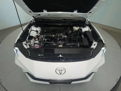 Used 2025 Toyota Camry LE w/ Convenience Package FWD image 25