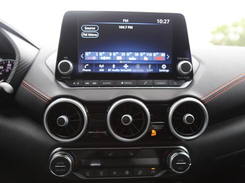 Used 2025 Nissan Sentra SR image 11