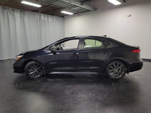 Used 2025 Toyota Corolla SE FWD image 5