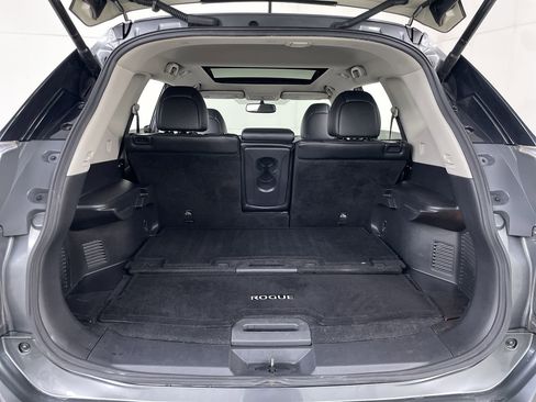 Used 2016 Nissan Rogue SL w/ SL Premium Package image 24