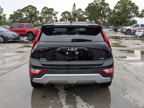 New 2026 Kia Niro EX FWD image 7