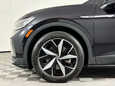 Used 2023 Volkswagen ID.4 Pro S image 8