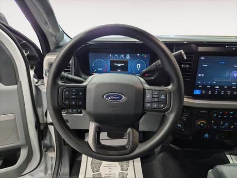 New 2025 Ford F350 XLT w/ Black Appearance Package image 13