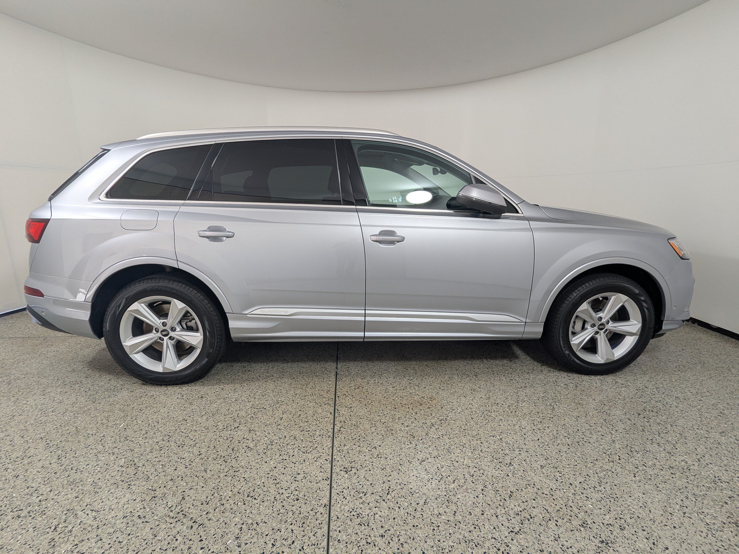 Used 2022 Audi Q7 2.0T Premium AWD/4WD image 8