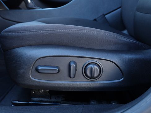 Used 2024 Chevrolet Malibu LT image 31