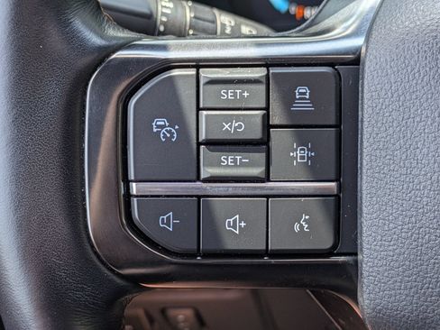 Used 2023 Ford Expedition Platinum AWD/4WD image 17