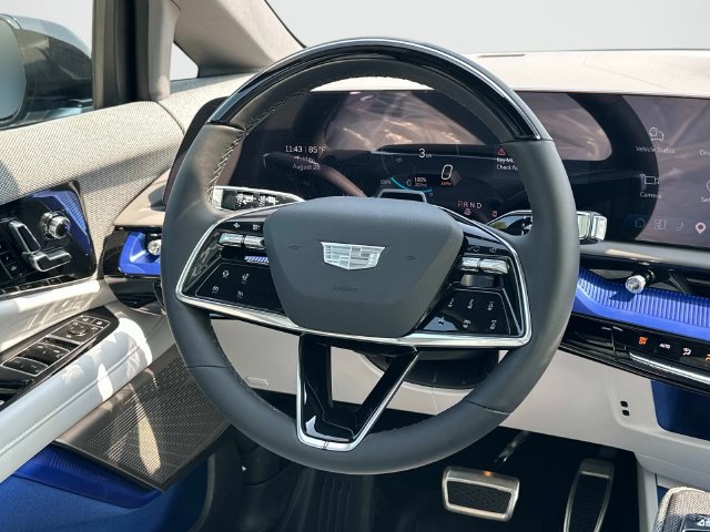 New 2027 Cadillac Optiq Sport w/ LPO, Floor Liner Package AWD/4WD image 5