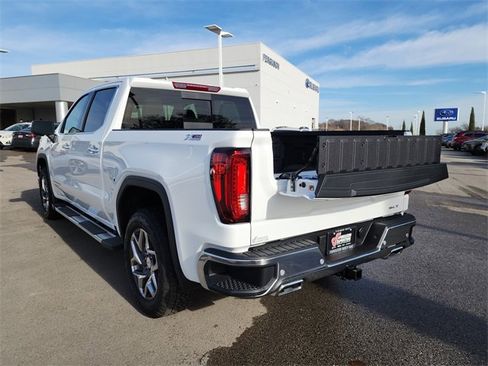 New 2026 GMC Sierra 1500 SLT w/ SLT Premium Plus Package image 6