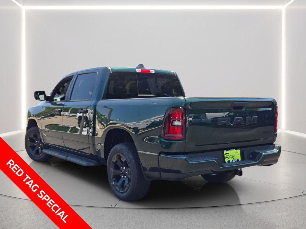 New 2026 RAM 1500 Express AWD/4WD image 8