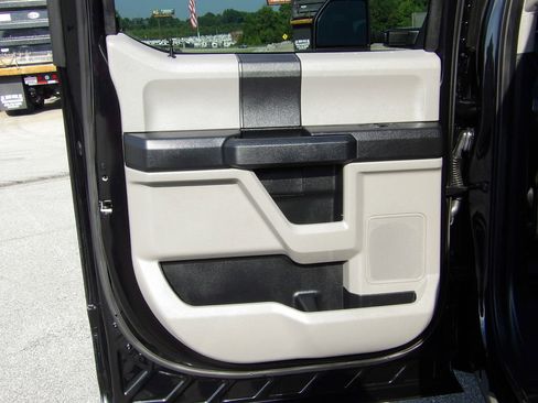 Used 2021 Ford F350 XL w/ Power Equipment Group image 29