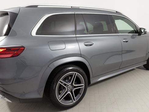 Used 2024 Mercedes-Benz GLS 450 4MATIC w/ AMG Line Exterior image 10