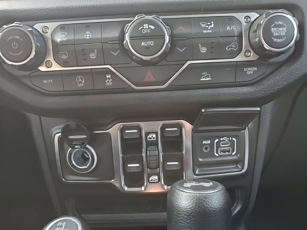 Used 2026 Jeep Wrangler Unlimited Sport AWD/4WD image 30