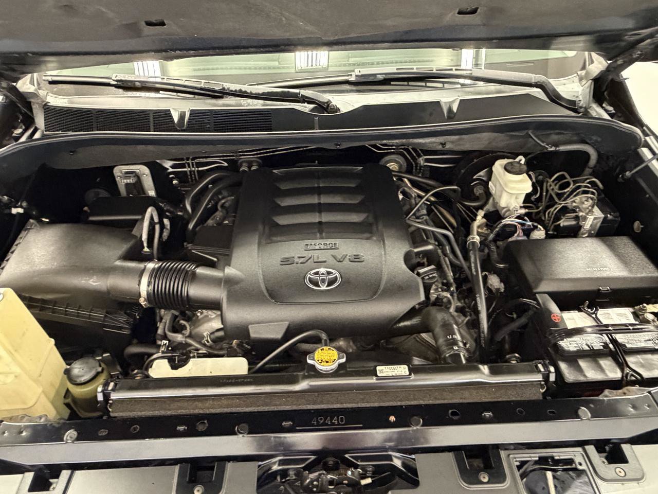 Used 2015 Toyota Tundra Platinum AWD/4WD image 40