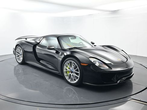 Used 2015 Porsche 918 Spyder AWD/4WD image 16