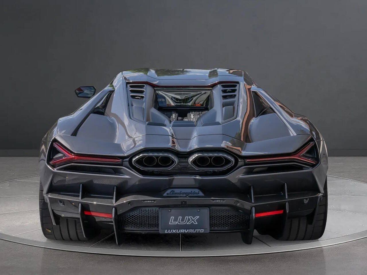 Used 2025 Lamborghini Revuelto AWD/4WD image 13