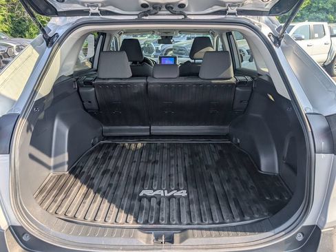 Certified 2024 Toyota RAV4 XLE AWD/4WD image 17