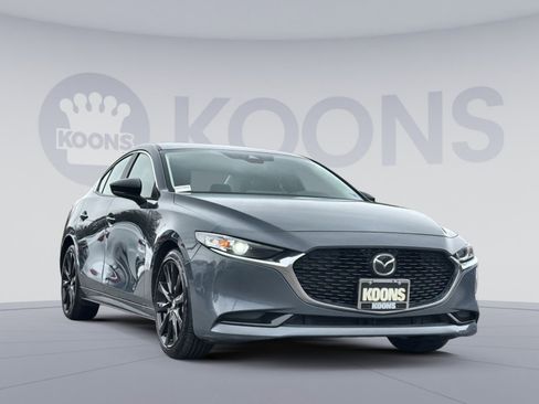 Used 2023 MAZDA MAZDA3 s image 10