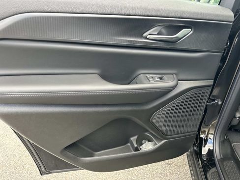 New 2026 Jeep Grand Cherokee L 4WD image 18