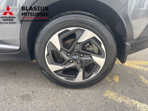 Used 2024 Subaru Crosstrek 2.5i Limited AWD/4WD image 15