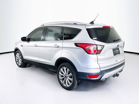 Used 2018 Ford Escape Titanium w/ Ford Safe & Smart Package image 5