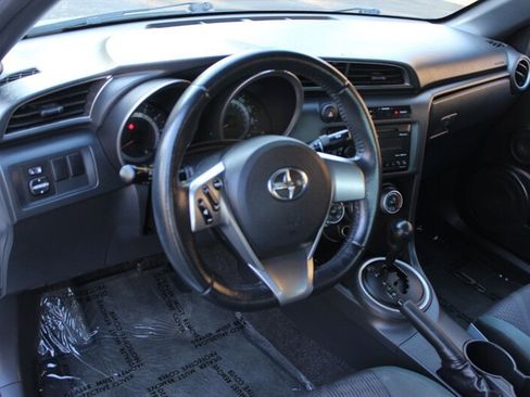 Used 2012 Scion tC image 9
