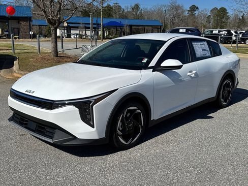 New 2026 Kia K4 GT-Line Turbo FWD image 3